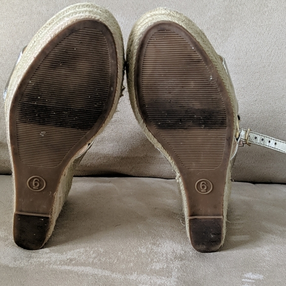 Merona gold and woven wedges - Picture 3 of 5